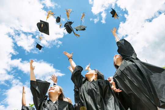 Elenco dei candidati alla nomina di commissario nelle Commissioni di Laurea dei Corsi di Laurea delle Professioni Sanitarie dell’Università di Bologna